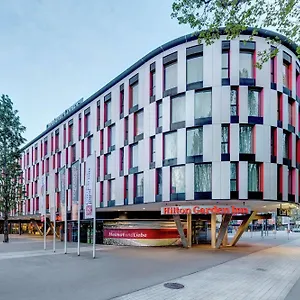 4* מלון Hilton Garden Neckarpark